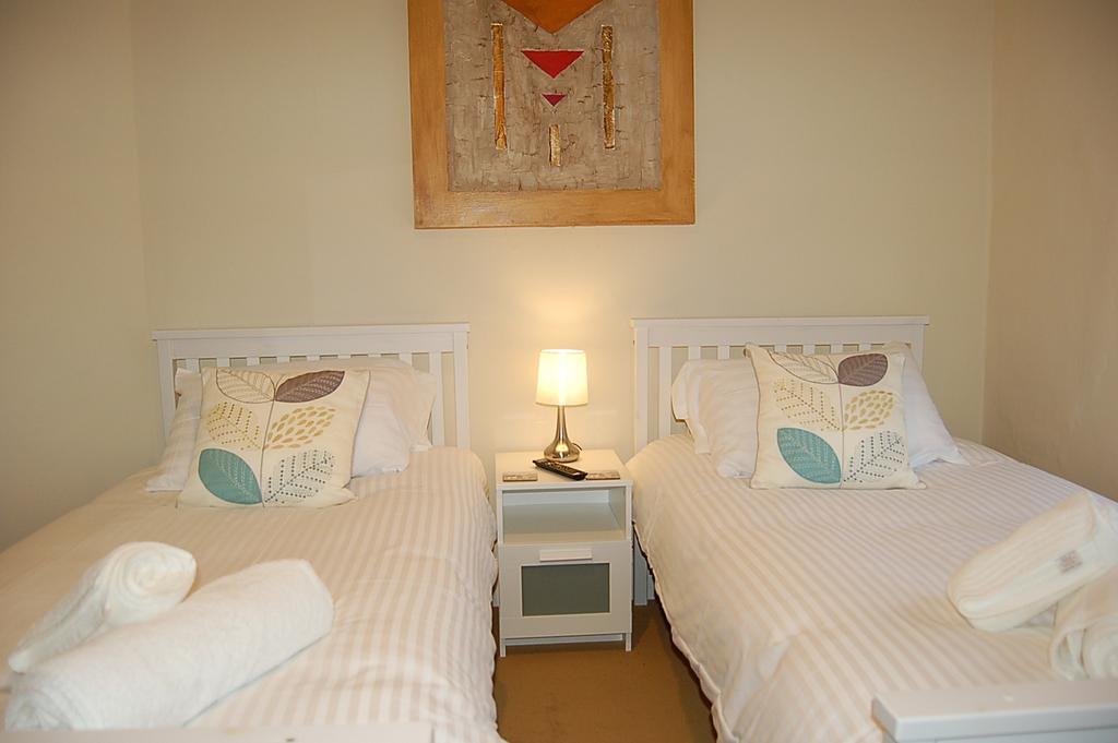 Saint Cadfans Lodge タウィン 部屋 写真